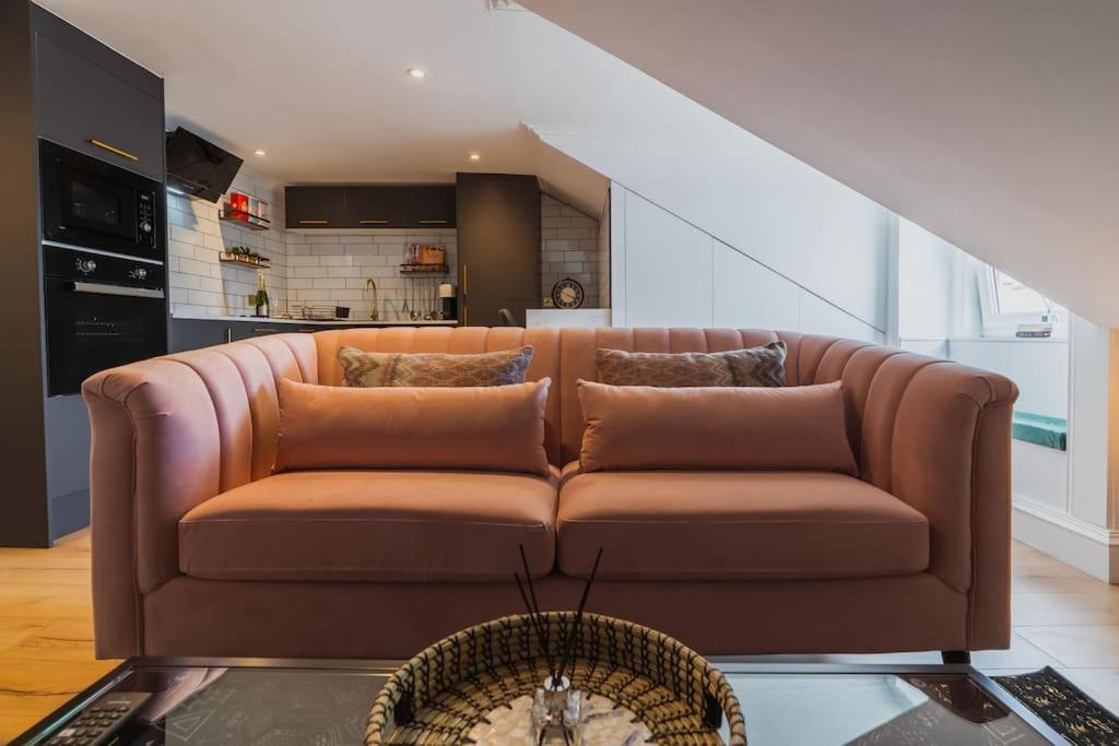 The West End Loft - 5* Retreat - Private Parking! Apartment Glasgow Exterior photo