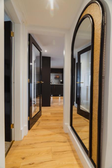 The West End Loft - 5* Retreat - Private Parking! Apartment Glasgow Exterior photo